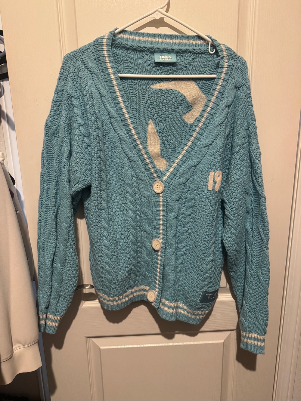 Taylor Swift Light Blue Cable-Knit V-Neck Cardigan with Cream Trim